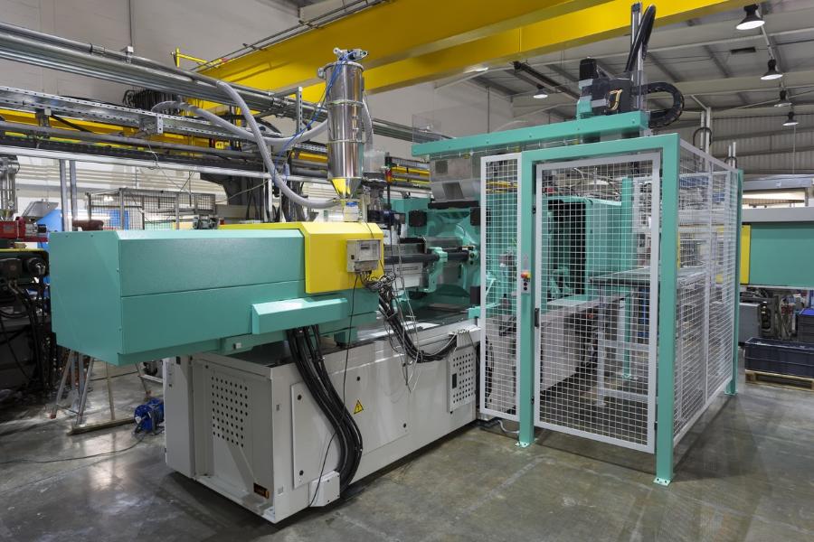 Injection Molding Machine